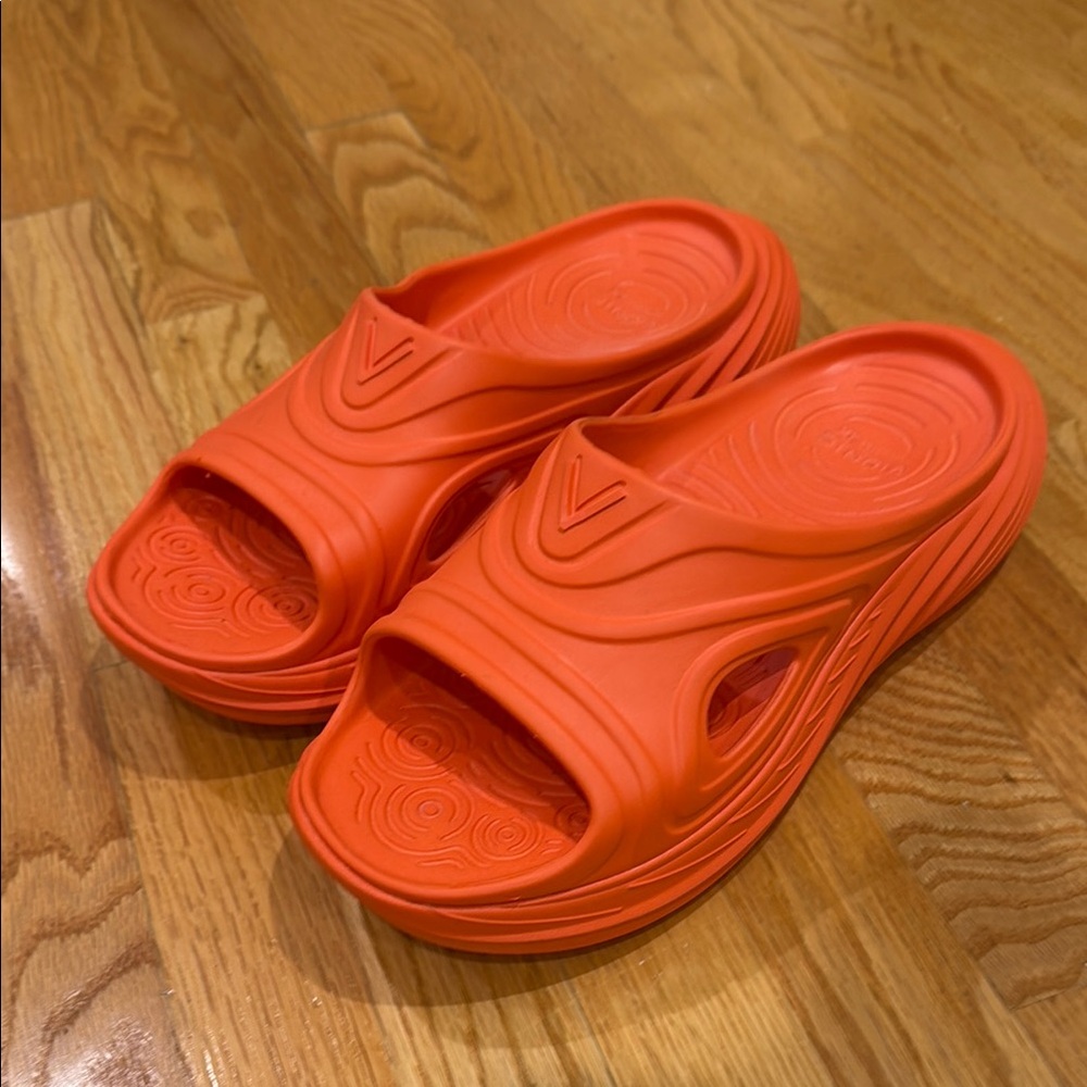 Vionic Orange Slide Sandals
